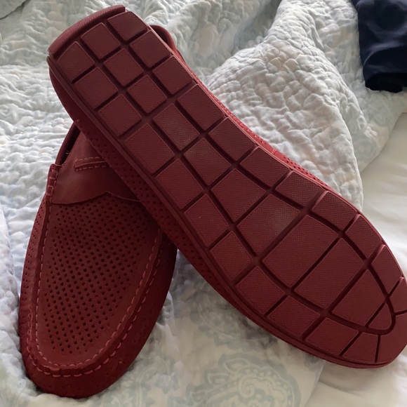 Men’s red Steve Madden shoes - Picture 2 of 3